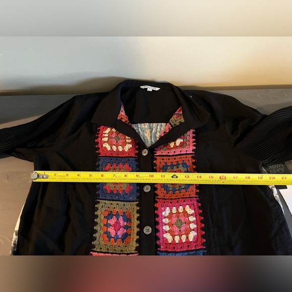 JOHN MARK Boho Crochet Art To Wear Tunic Top NEW - Picture 9 of 9